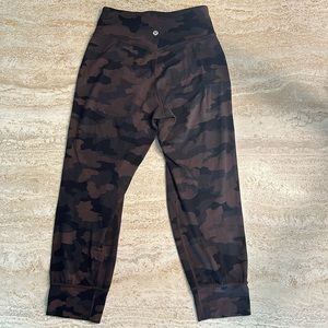 Lululemon Align Jogger Crop Size 4